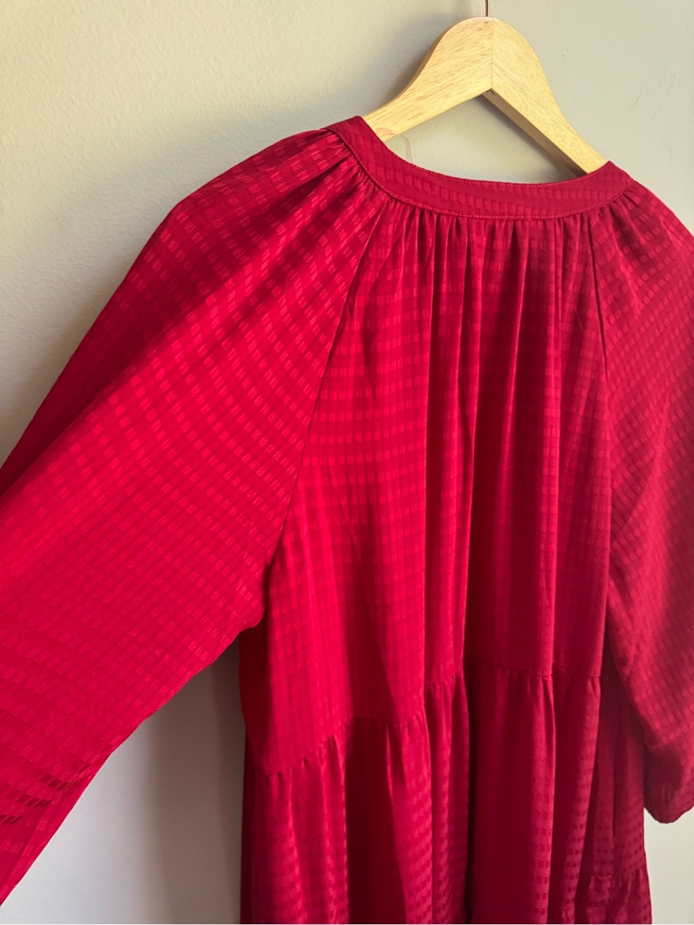 entro Red Maxi Dress with Textured Tiered Skirt - Picture 7 of 7